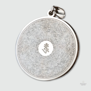 Amulette Bouddhiste Om traditionnelle et symbolique