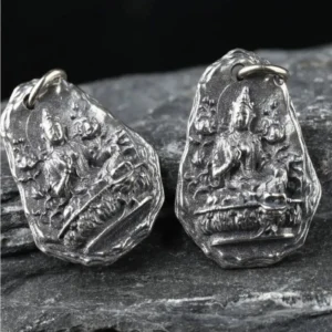 Porte bonheur en argent, amulette bouddhiste classique
