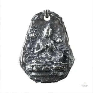 Amulette en argent, symbole de chance et protection