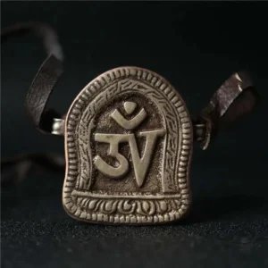 Amulette ancienne, objet sacré de la culture tibétaine