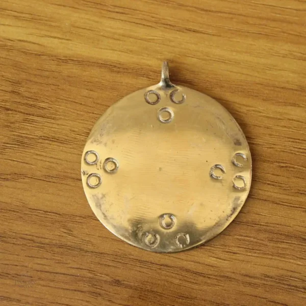 Bijou en laiton, amulette spirituelle tibétaine