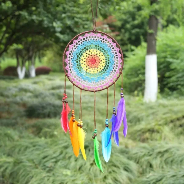 Capteur de rêves en lien avec les sept chakras