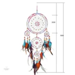 Capteur de rêves avec plumes et perles, charme naturel