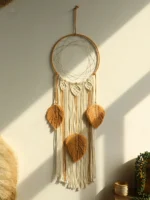 Capteur de rêves en macramé design lotus