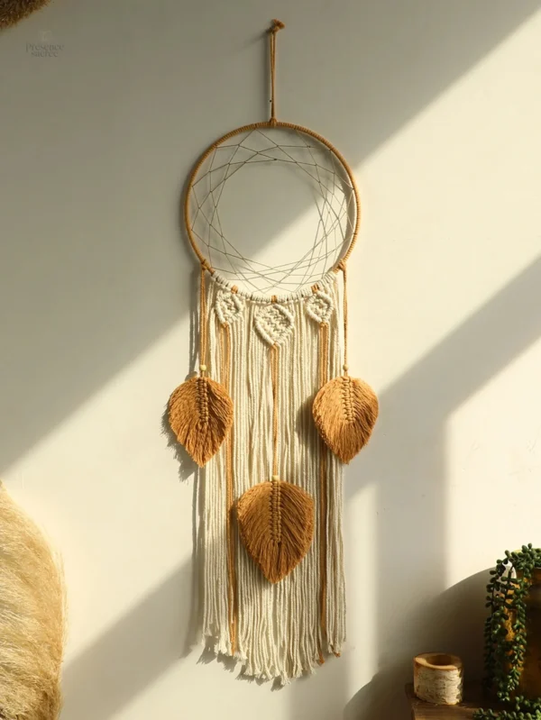 Capteur de rêves en macramé design lotus