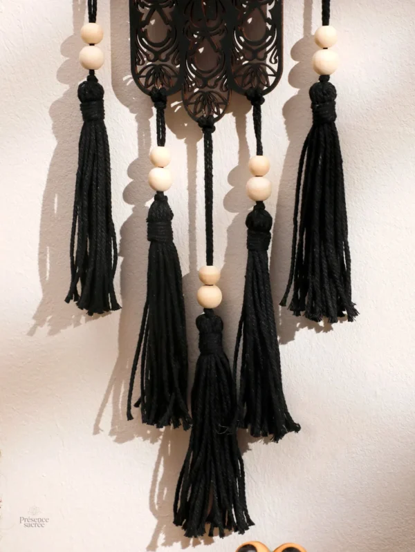 Attrape-Rêve traditionnel noir inspiré de la Main de Fatma