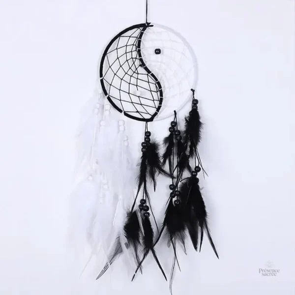 Attrape-Rêve Yin Yang en design harmonieux