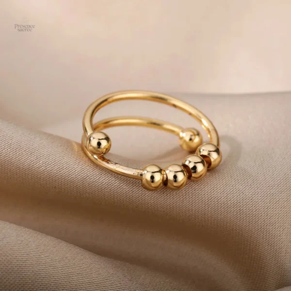 Bague bouddhiste féminine, apaisement et style