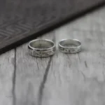 Bague tibétaine en argent, symbole de spiritualité