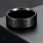 Bague en métal avec symbole bouddhiste
