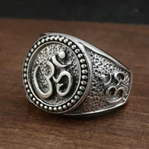 Bague bouddhiste en argent avec motif Om pour homme