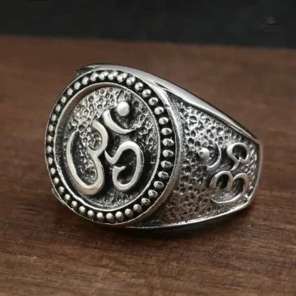 Bague bouddhiste en argent avec motif Om pour homme