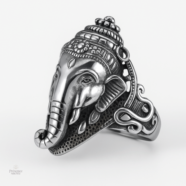 Bague spirituelle représentant Ganesh, un symbole de prospérité