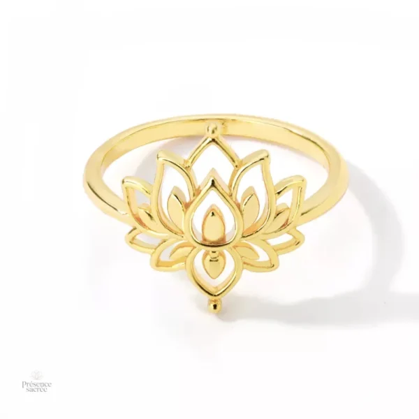 Bague Lotus, accessoire symbolique de paix intérieure