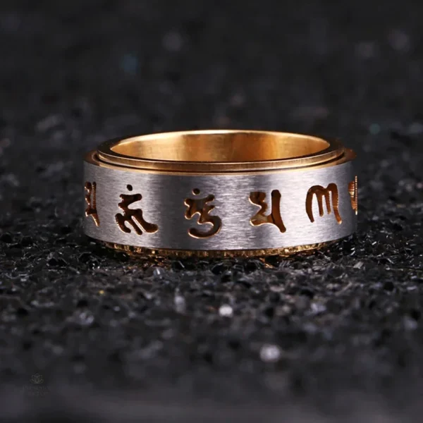 Bague Mantra, symbole de spiritualité et paix intérieure