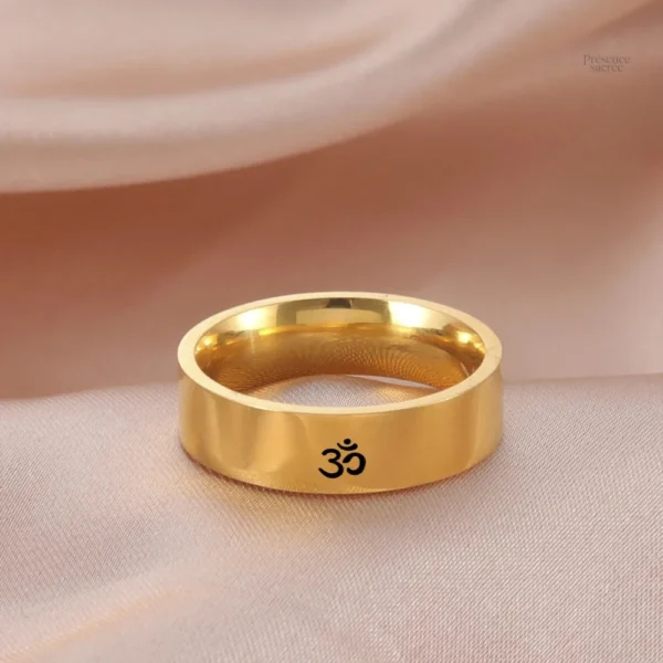 Bague Om en argent, ornement spirituel pour méditation