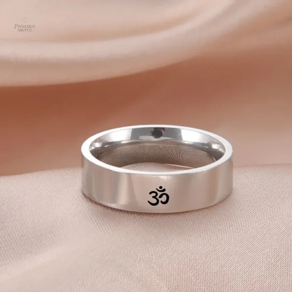 Bague Om authentique, reflet de la culture bouddhiste