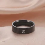Bague Om délicate, symbole de la sagesse et de l'harmonie