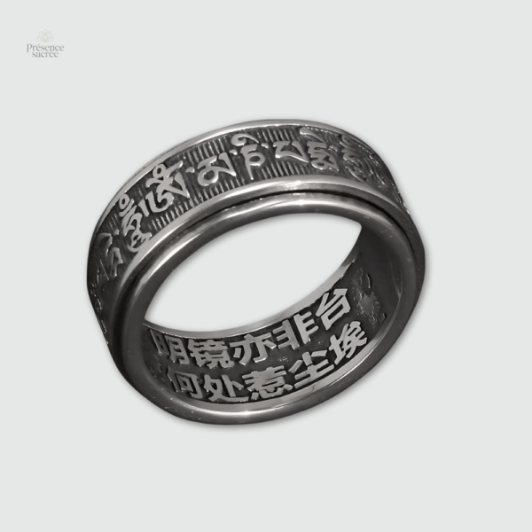 Bague Om Mani Padme Hum en argent bouddhiste