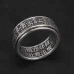 Bague spirituelle ornée de symbole Om Mani Padme Hum