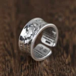 Bague spirituelle inspirée par le lotus sacré