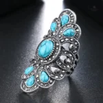 Bague femme de style tibétain avec motifs traditionnels
