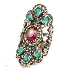 Bague bouddhiste élégante pour un look zen