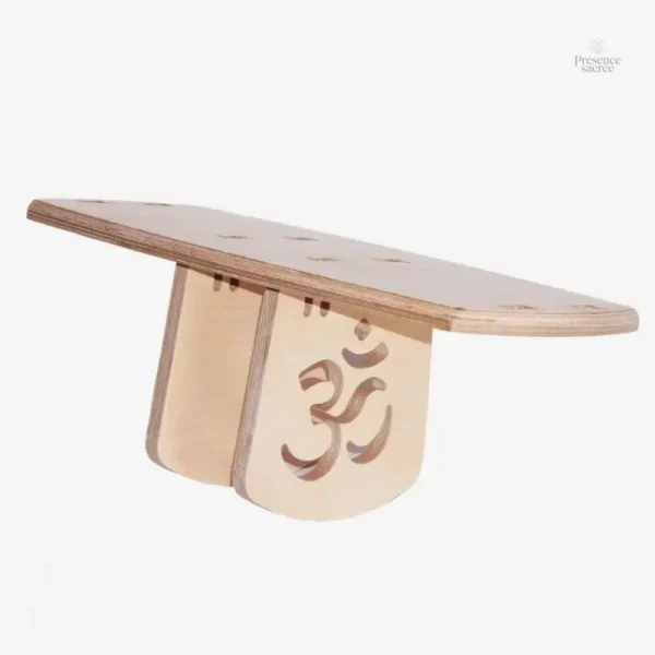 Banc de méditation Ohm, design simple et apaisant