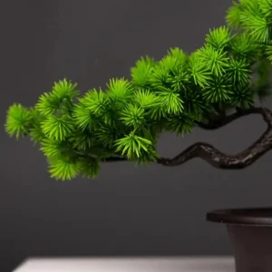 Bonsai artificiel en pin, allure naturelle