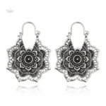 Boucle d'oreilles mandala élégantes en métal