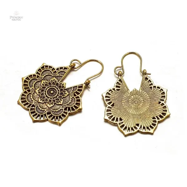 Boucle d'oreilles mandala raffinées pour toutes occasions