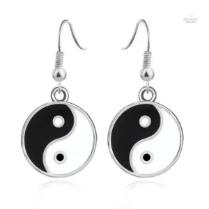 Boucle d'oreille yin yang en design élégant