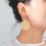 Boucles d'oreilles tendance au motif Fleur de Vie
