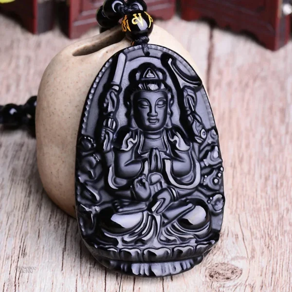 Bijou en obsidienne pour protection et sérénité