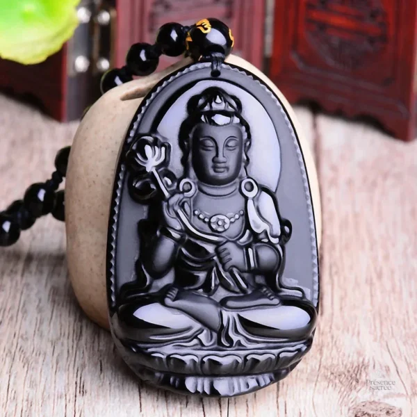 Pendentif Bouddha en obsidienne naturelle