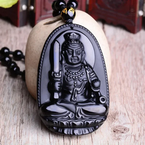 Collier méditatif avec pendentif Bouddha