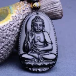 Collier en obsidienne avec pendentif Bouddha