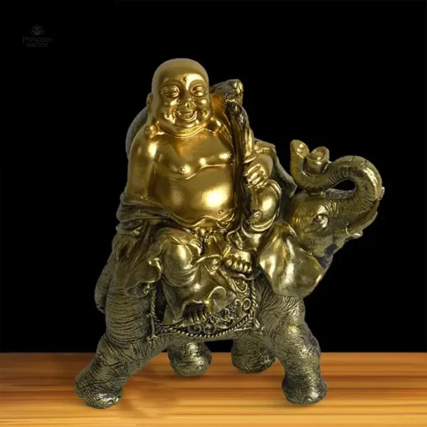 Statue zen de Bouddha rieur sur un éléphant