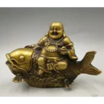 Sculpture Bouddha joyeux et carpe Koi en décor