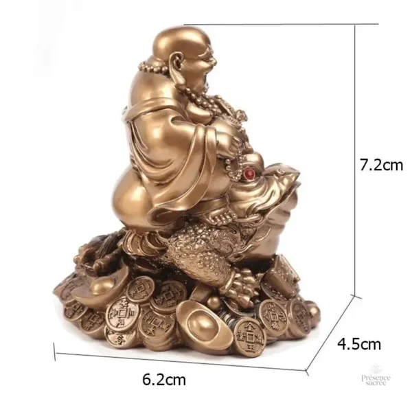 Bouddha rieur assis sur un crapaud pour une ambiance zen