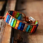 Bijou 7 Chakras en Jaspe, couleur naturelle et énergie équilibrante