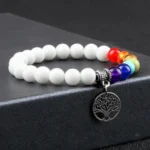 Bracelet en perles 7 chakras avec pendentif arbre