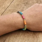Bracelet en pierres pour l'équilibre des chakras féminins