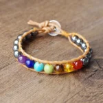Bracelet hématite 7 Chakras en cuir élégant