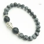 Bracelet bouddhiste avec perles d'agate colorées