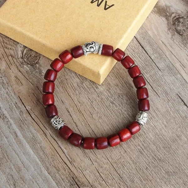 Bracelet relaxant en bois avec design Bouddha