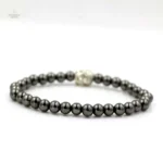 Accessoire Bouddha en perles hématite et métal argenté