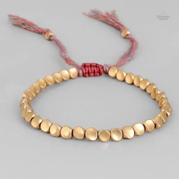 Bracelet doré au design bouddhiste, accessoire de bien-être