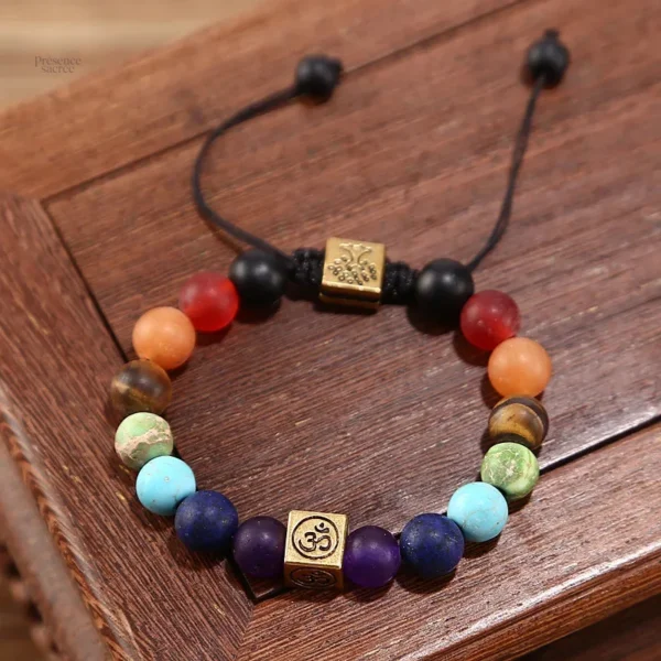 Bracelet 7 chakras avec symbole de l'Arbre de Vie et motif Om