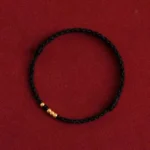 Bracelet rouge avec motifs du zodiaque chinois